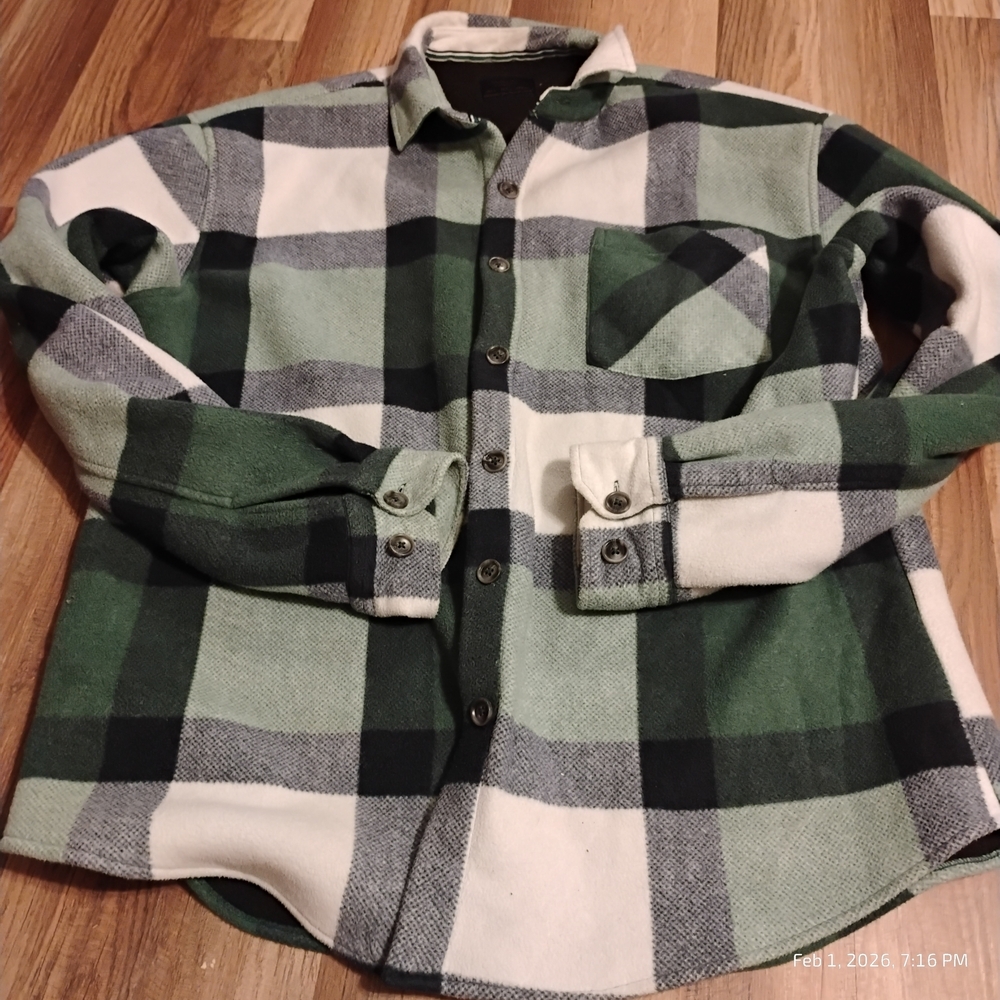 Nomad Women's Large Green White and Black Plaid Button-Down Shirt Jacket